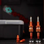 Quick Fill Schrader Tubeless Valves for 23-31mm Depth Rims - Naranja - Image 2